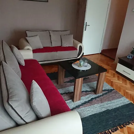 Apartment Apartman Lorenco
